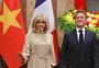 Quem é Brigitte Macron, a primeira-dama que deu empurrão no presidente da França