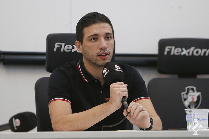 Grêmio não acerta com Alexandre Pássaro e segue em busca de um diretor-executivo