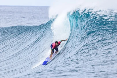 2024.07.29 - Jogos Oímpicos Paris 2024 - Tahiti - Surf -  Na foto o atleta, Gabriel Medina - Foto: William Lucas/COB<!-- NICAID(15830319) -->