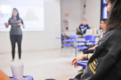 CAXIAS DO SUL, RS, BRASIL, 01/03/2023. Formação técnica na área de Logística iniciou nesta quarta-feira na Escola Estadual Santa Catarina, em Caxias. (Neimar De Cesero/Agência RBS)Indexador: NEIMAR DE CESERO<!-- NICAID(15363358) -->