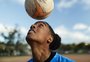 Projeto social da Capital treina guris para jogarem na base; "Se não forem jogadores, cidadãos melhores eles vão ser"