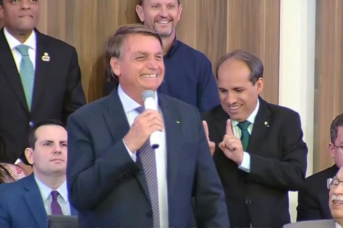 YouTube TV BrasilGov / Reprodução