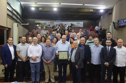 Sindicato dos Metalúrgicos ganha destaque na Câmara pelos 90 anos<!-- NICAID(15371902) -->