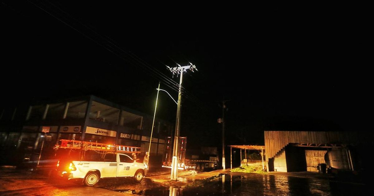 RS tem pelo menos 231 mil clientes sem energia elétrica; maioria dos casos fica na área da CEEE Equatorial