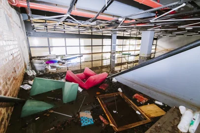 Instituto Caldeira tomado pela água<!-- NICAID(15774359) -->