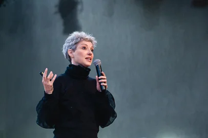 Cris Guerra será palestrante em evento do GAVRS no dia 31/5/2022, às 19h30, no Auditório CRO. O evento, patrocinado pelo Grupo RBS, marca o início aos trabalhos da nova diretoria e aos quase 50 sócios da entidade.<!-- NICAID(15109248) -->