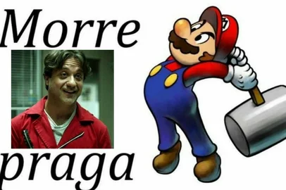 Meme com Arturito em La Casa de Papel<!-- NICAID(14882544) -->