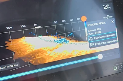 Corpo de Bombeiros localiza embarcação de pescadores desaparecidos na Lagoa dos Patos ; sonar<!-- NICAID(16279113) -->