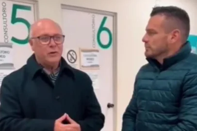 Secretário de Caxias, Geraldo da Rocha Freitas Júnior esteve na unidade básica de saúde (UBS) do bairro Desvio Rizzo e na UPA Zona Norte acompanhado do vice-líder do governo na Câmara, vereador Wagner Petrini (PSB).<!-- NICAID(16059021) -->