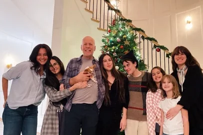 Bruce Willis e Demi Moore celebram que serão avós pela primeira vez