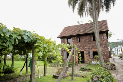 Casa de pedra em Caxias Do Sul. (Neimar De Cesero/Agência RBS)Indexador: Neimar De Cesero<!-- NICAID(15965021) -->