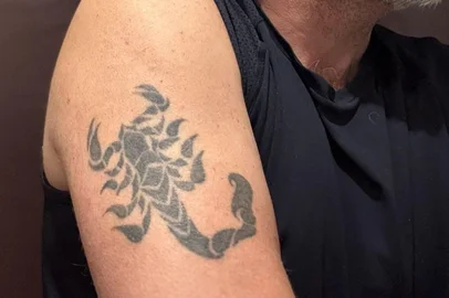 A primeira tatuagem do Carpinejar<!-- NICAID(16025585) -->
