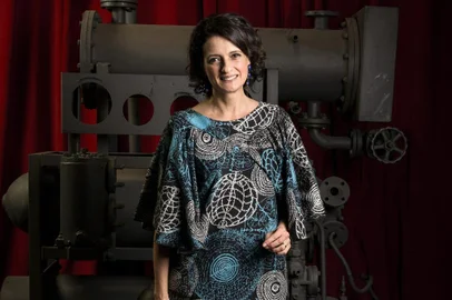 Denise Fraga em "A Lei do Amor"<!-- NICAID(14915567) -->