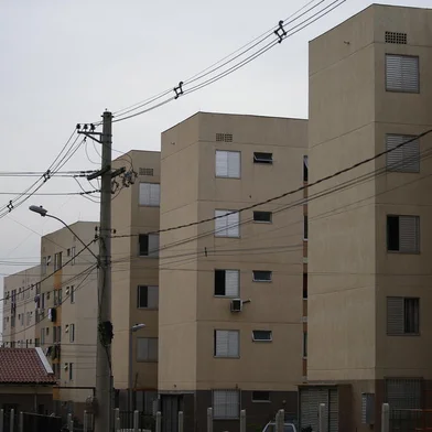 Imagens mostrando o Condomínio Irmãos Maristas, no Bairro Mário Quintana, onde parte das famílias da Vila Nazaré foram alocadas.Foto: Félix Zucco/Agência RBS<!-- NICAID(14833602) -->