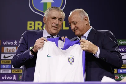 Apresentação Carlo Ancelotti, como Felipão, no Hotel Hyatt na Barra da Tijuca, Rio de Janeiro, nessa segunda-feira 26.05.<!-- NICAID(16046284) -->