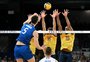 Seleção masculina de vôlei perde da Itália em estreia na Olimpíada de Paris