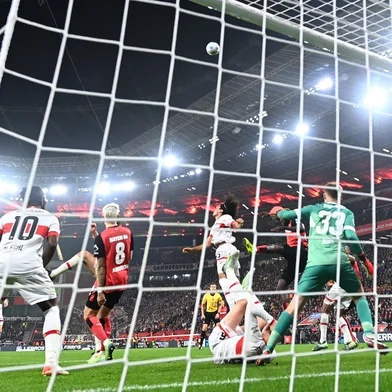 Bayer Leverkusen x Stuttgart, futebol, campeonato alemão