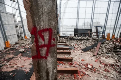 Porto Alegre, RS, BrasilInício da segunda fase do serviço de demolição do prédio Esqueletão.<!-- NICAID(15977755) -->