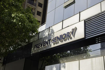 'Idosos não sabiam que eram feitos de cobaia', diz advogada de médicos da PreventSP - CPI/COVID/PREVENT SENIOR - GERAL - Fachada de prédio da Prevent Senior na   região do Paraíso, na zona sul de São   Paulo, na tarde desta terça-feira, 28   de setembro de 2021. A rede é suspeita   de aplicar métodos comprovadamente   ineficazes nos pacientes no combate à   covid-19. Bruna Morato, advogada de   médicos que trabalharam na operadora de   saúde, afirmou à CPI da Covid, no   Senado, em Brasília, que pacientes   idosos não eram alertados de forma   detalhada sobre os riscos do uso de   medicamentos do chamado "kit covid" e   que, portanto, mesmo assinando o   consentimento, não sabiam que seriam   "feitos de cobaia".   28/09/2021 - Foto: BRUNO ROCHA/ENQUADRAR/ESTADÃO CONTEÚDOEditoria: GERALLocal: SÃO PAULOIndexador: BRUNO ROCHAFonte: Agencia EnquadrarFotógrafo: ENQUADRAR<!-- NICAID(14901596) -->