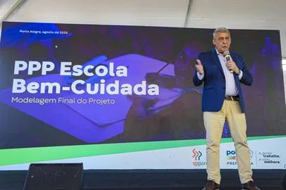 PORTO ALEGRE, RS, BRASIL - 21/08/2025 -Apresentação do Projeto para PPP em escolas de Porto Alegre<!-- NICAID(16107237) -->