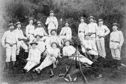 Atiradores de Linha Imperial, em Nova Petrópolis, no final do século XIX. <!-- NICAID(15919354) -->