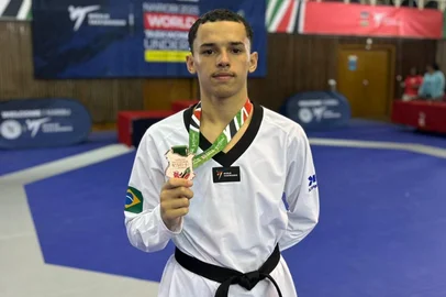 Gabriel Fonseca conquista primeira medalha do Brasil no Mundial sub-21 de Taekwondo<!-- NICAID(16179376) -->