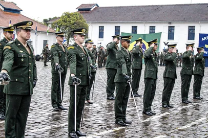Cerimônia de comemoração dos 75 anos do 3° GAAAe<!-- NICAID(16082874) -->
