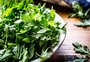 10 alimentos ricos em vitamina K para melhorar a saúde do fígado