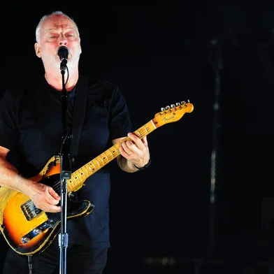 PORTO ALEGRE, RS, BRASIL 16/12/2015 - Fotos do show do guitarrista David Gilmour que acontece agora a noite na Arena em Porto Alegre. (FOTO: LAURO ALVES/ AGÊNCIA RBS).<!-- NICAID(11894367) -->