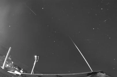 Trilha de satélites Starlink é registrada por observatório de Passo Fundo; veja o vídeo<!-- NICAID(15904687) -->