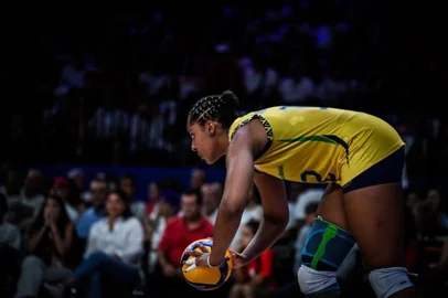 Ana Cristina, vôlei