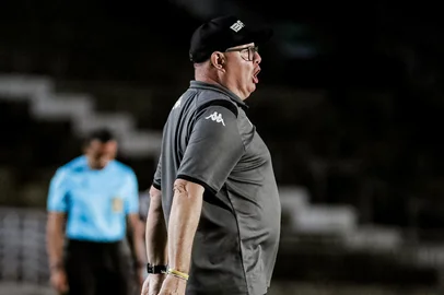 João Neto / Botafogo-PB,Divulgação Ex-técnico do Botafogo-PB, Marcelo Fernandes é o ficha 1 para assumir o Caxias na próxima temporada.<!-- NICAID(16384096) -->