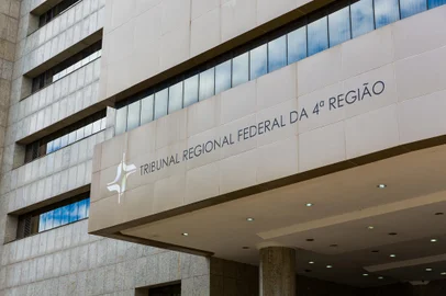 PORTO ALEGRE, RS, BRASIL, 10/01/2018  : Prédio do Tribunal Regional Federal da 4ª Região. (Omar Freitas/Agência RBS)Indexador: Omar Freitas<!-- NICAID(13359222) -->
