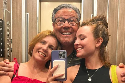 Família de Larissa Manoela<!-- NICAID(15511437) -->