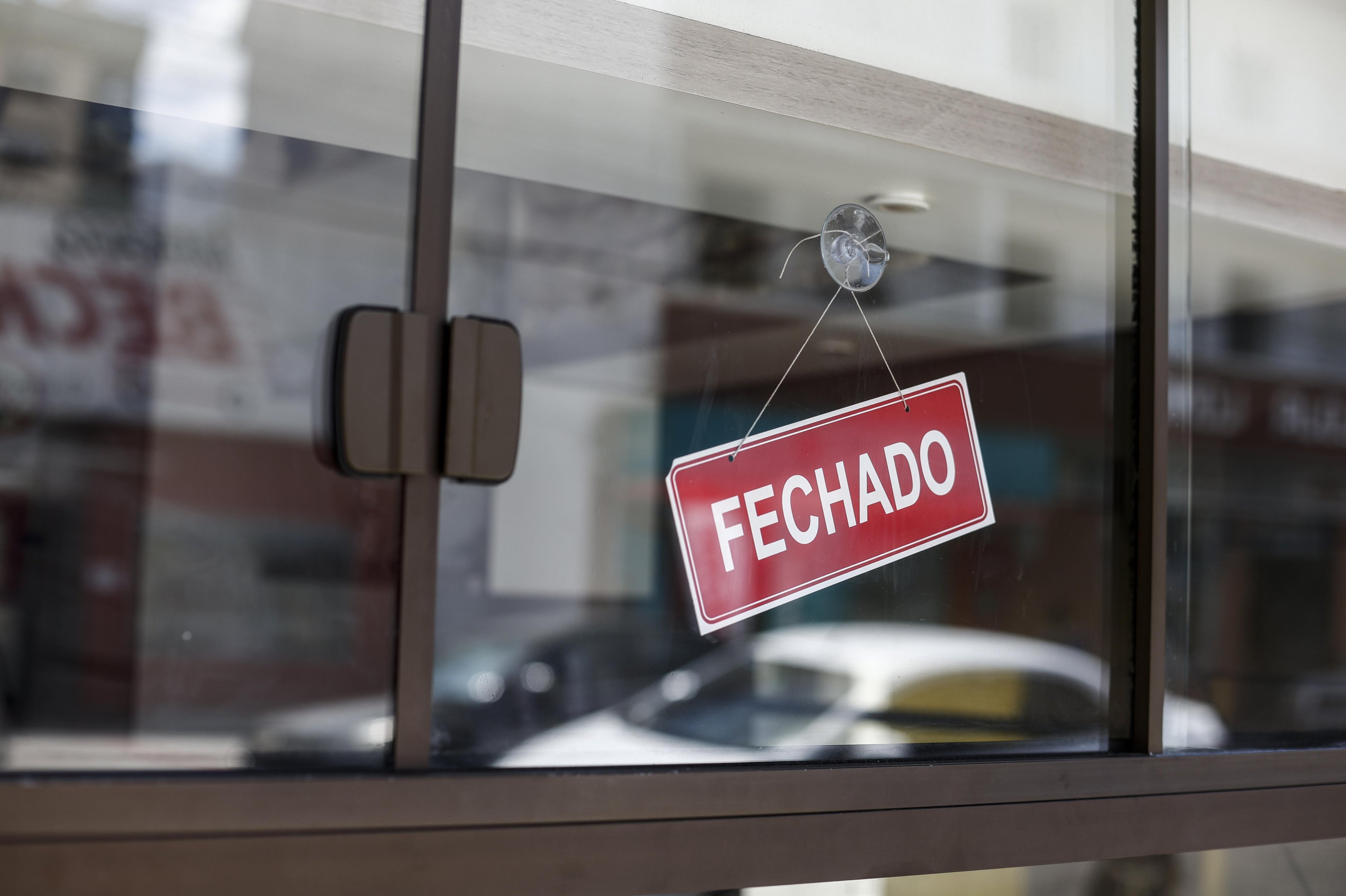 Comerciantes do Litoral relatam queda de 70% no movimento em janeiro: "Pior que o resto do ano"