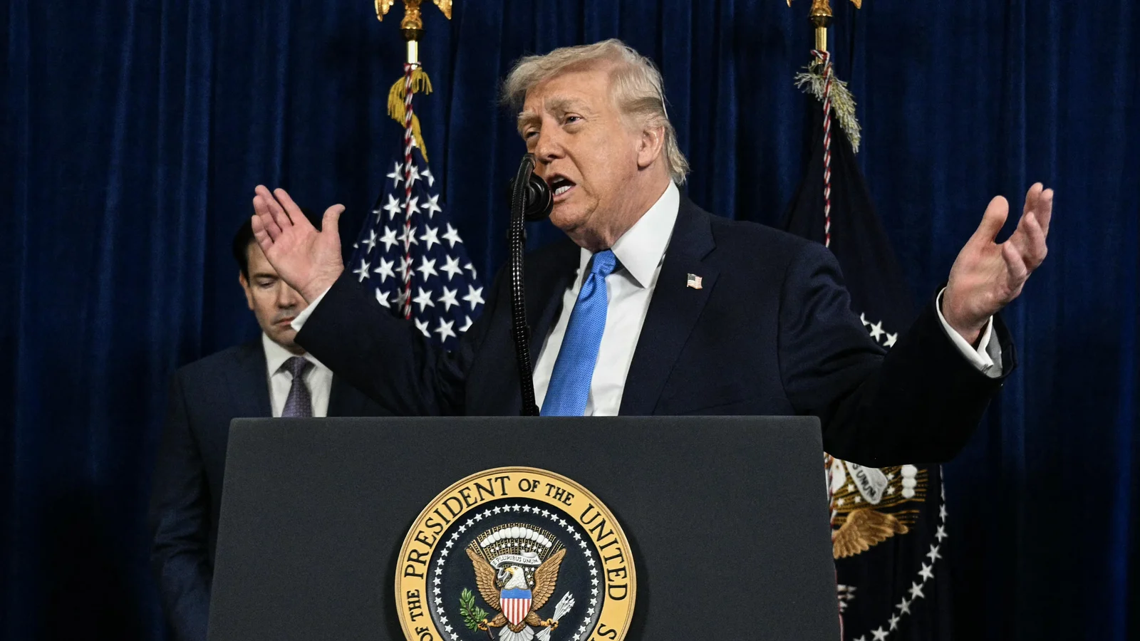 Trump manda aviso a Cuba: "Façam um acordo antes que seja tarde demais" | GZH