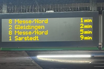 Giane Guerra - pontualidade do transporte em Hannover<!-- NICAID(16010303) -->