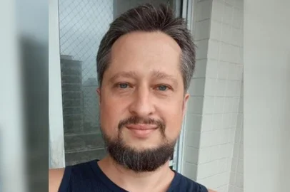 Dedicado e solícito: quem era o servidor da UFSM que morreu ao salvar o filho de afogamento em Tramandaí<!-- NICAID(16254998) -->