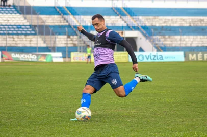 Maurício Ferreira, do Esportivo, de Bento Gonçalves