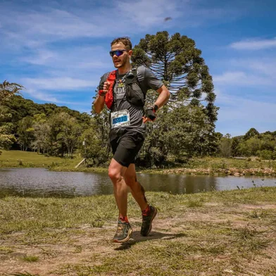 O atleta Luan Dupont, 26 anos, natural de Carlos Barbosa, conquistou o título de campeão gaúcho na categoria ultramaratona do Campeonato Gaúcho de Corrida em Trilhas. <!-- NICAID(16165387) -->