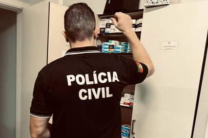 Polícia Civil prende farmacêutico em Dois Irmãos<!-- NICAID(15789673) -->