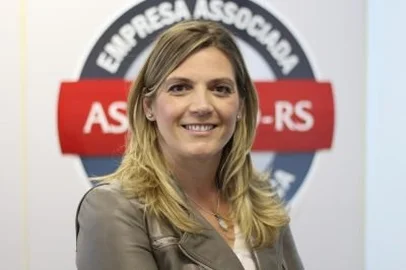 Letícia Batistela