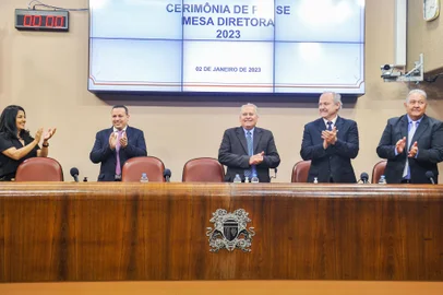 CAXIAS DO SUL, RS, BRASIL, 02/01/2023. Cerimônia de Posse da Mesa Diretora da Câmara de Vereadores de Caxias Do Sul - 2023 (Neimar De Cesero/Agência RBS)<!-- NICAID(15310283) -->