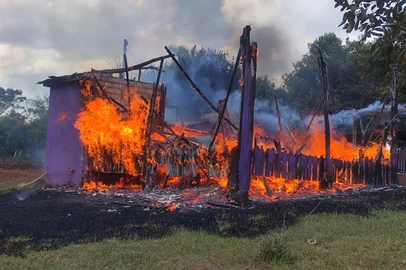 Conflito segue com mais feridos e casas incendiadas na Terra Indígena de Nonoai<!-- NICAID(15998264) -->