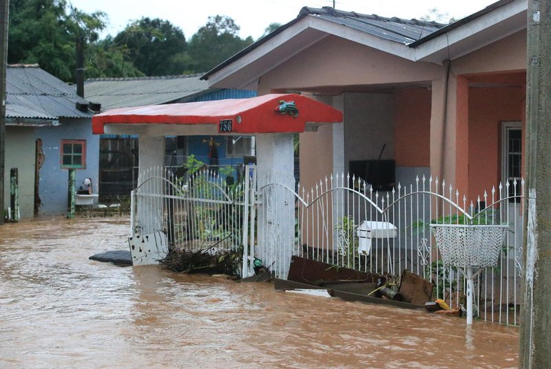 Parobé, RS, BRASIL, 01/05/2024- Enchente em Parobé. Foto: Ronaldo Bernardi / Agencia RBS<!-- NICAID(15749836) -->