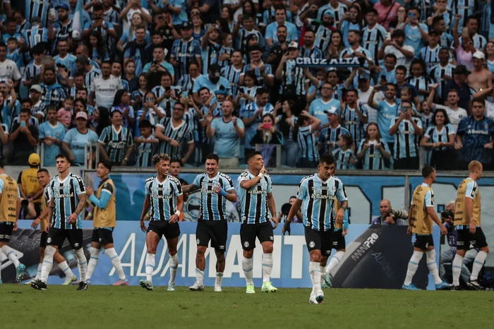 Grêmio vence o Caxias e conquista o hexacampeonato do Gauchão