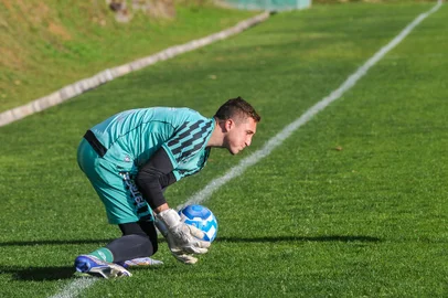 CAXIAS DO SUL, RS, BRASIL, 31/07/2023. Treino do Juventude no CT, goleiro Thiago Couto. (Neimar De Cesero/Agência RBS)Indexador: NEIMAR DE CESERO<!-- NICAID(15496715) -->
