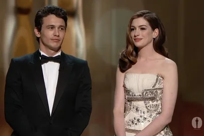 James Franco e Anne Hathaway no Oscar 2011<!-- NICAID(14759547) -->