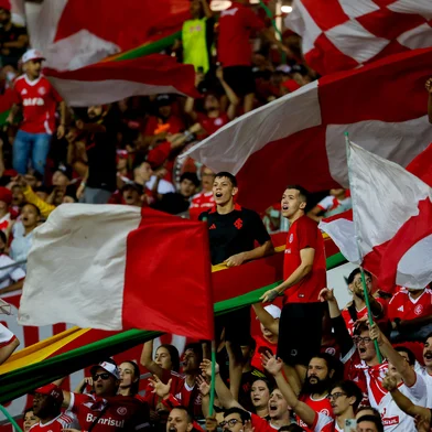 PORTO ALEGRE, RS, BRASIL - 06/04/2025 - INTER x CRUZEIRO - Campeonato Brasileiro Série A - FOTO: CAMILA HERMES, AGÊNCIA RBS<!-- NICAID(16011436) -->