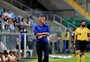 Mancini exalta organização tática do Grêmio e defende comprometimento de Douglas Costa: "Extremamente focado"